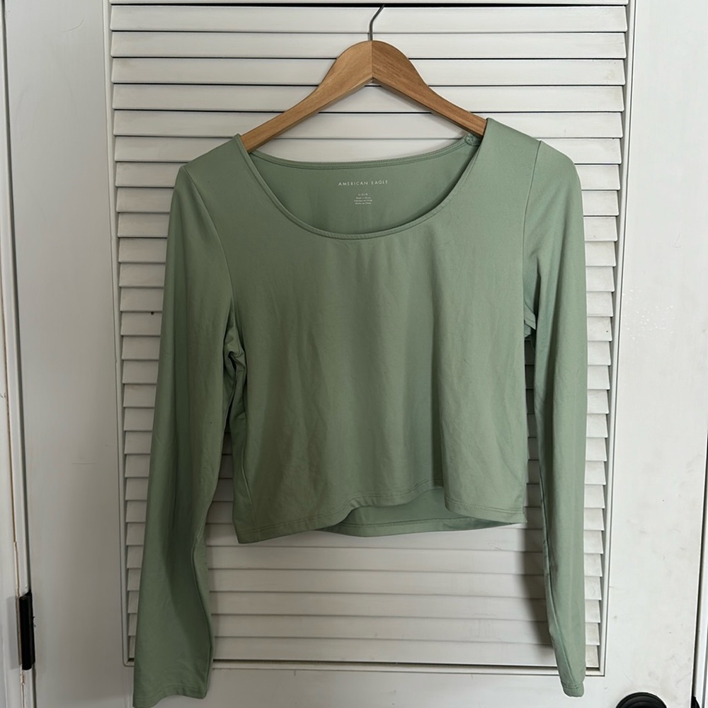 AR crop top